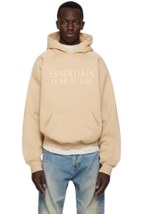 เสื้อฮู้ดพิมพ์ลายยาง SS23 Essentials จาก Fear Of God