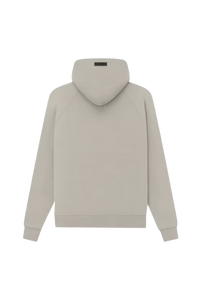 เสื้อฮู้ดพิมพ์ลายยาง SS23 Essentials จาก Fear Of God