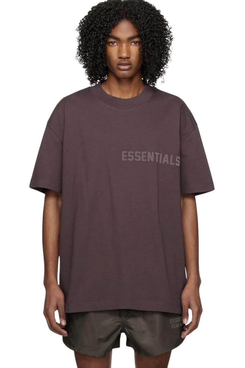 เสื้อยืดลายนูนยาง SS23 Essentials จาก Fear Of God